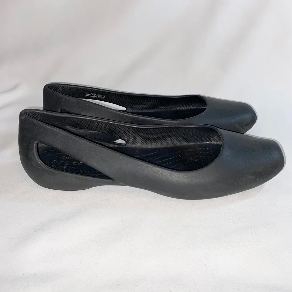 Crocs Serena Flat Black Womens Shoes 205873 Cut Out Ballet‎ Flats Size W9